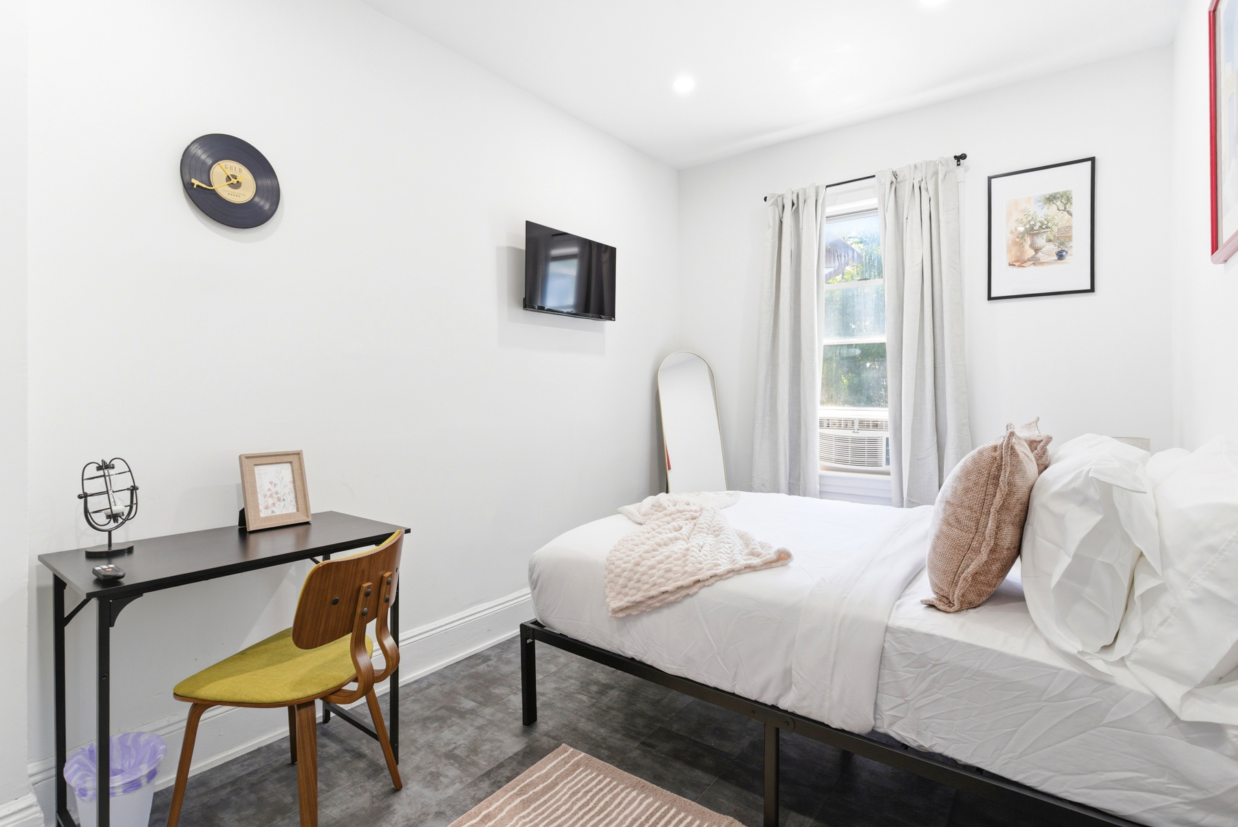 Havrenza Room Two